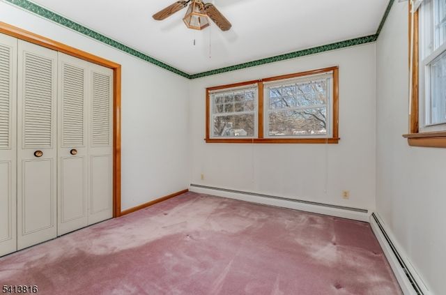 4 Roselle St, Holland Twp., NJ 08848