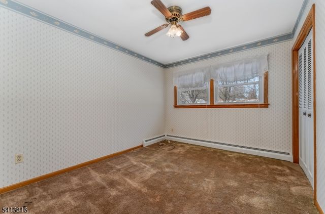 4 Roselle St, Holland Twp., NJ 08848