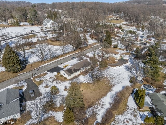 4 Roselle St, Holland Twp., NJ 08848