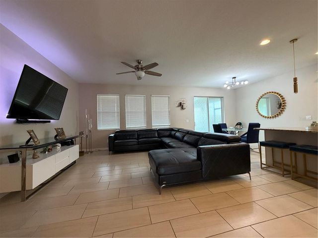 1834 CASTLETON DRIVE, St Cloud, FL 34771