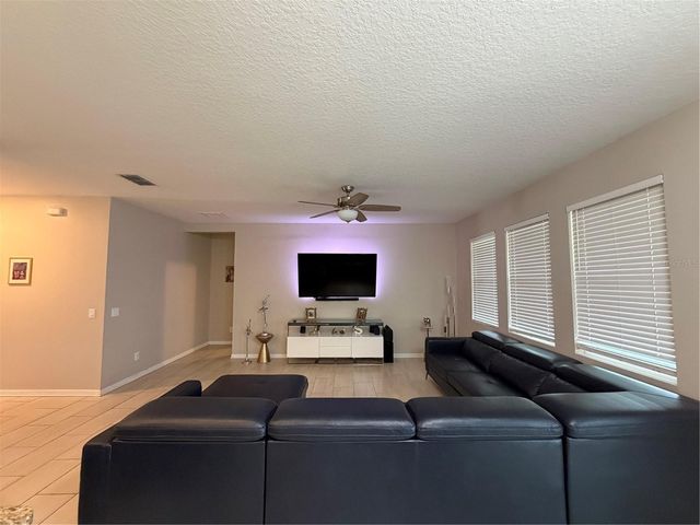 1834 CASTLETON DRIVE, St Cloud, FL 34771