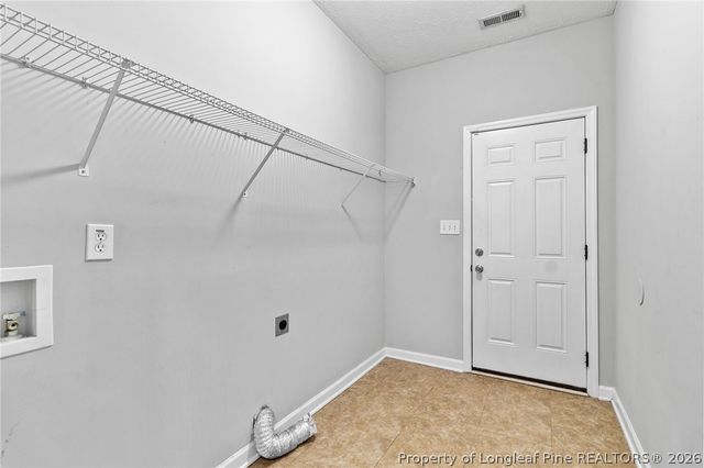 9032 Grouse Run Lane, Fayetteville, NC 28314