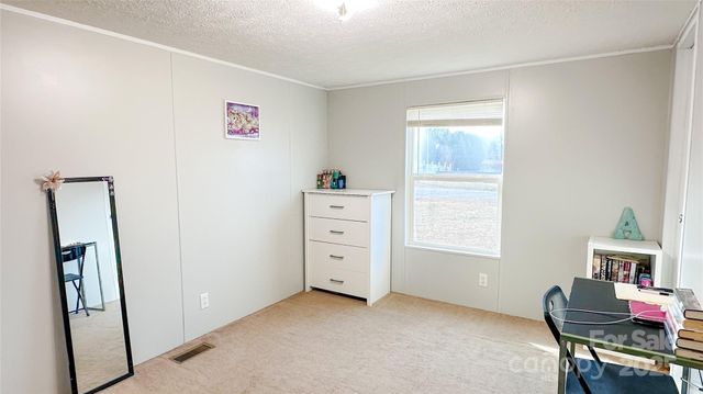 3516 Meldonna Drive, Maiden, NC 28650