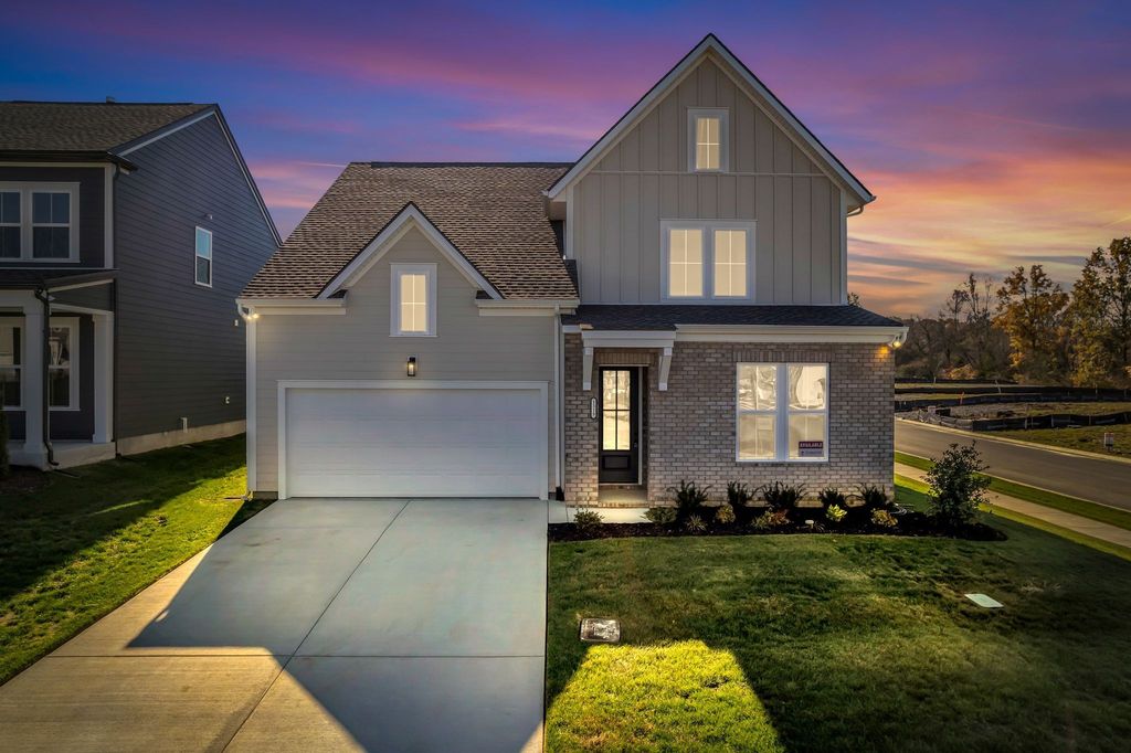 1319 Ruddy Way, Lebanon, TN 37090