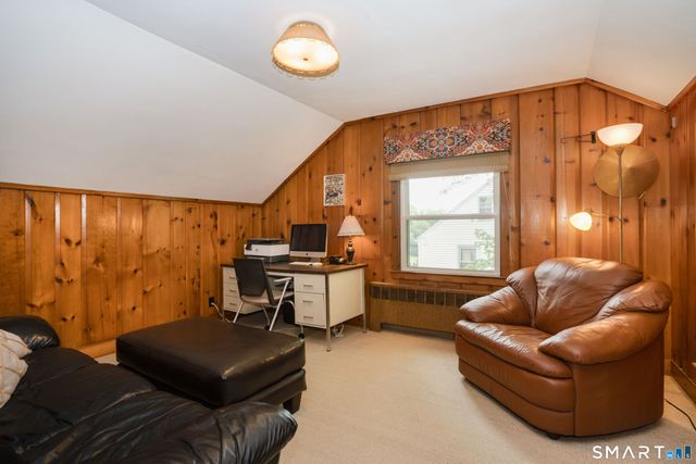 2425 Albany Avenue, West Hartford, CT 06117