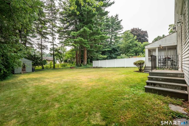 2425 Albany Avenue, West Hartford, CT 06117