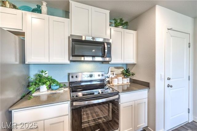 502 Golden Myna Avenue, Henderson, NV 89011