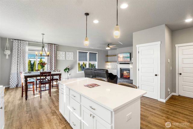 302 N Towhee Street, Moses Lake, WA 98837