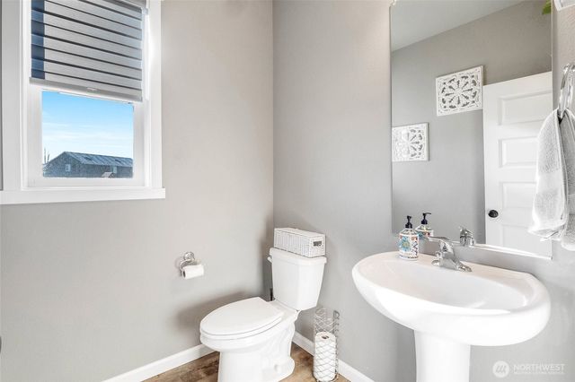 302 N Towhee Street, Moses Lake, WA 98837