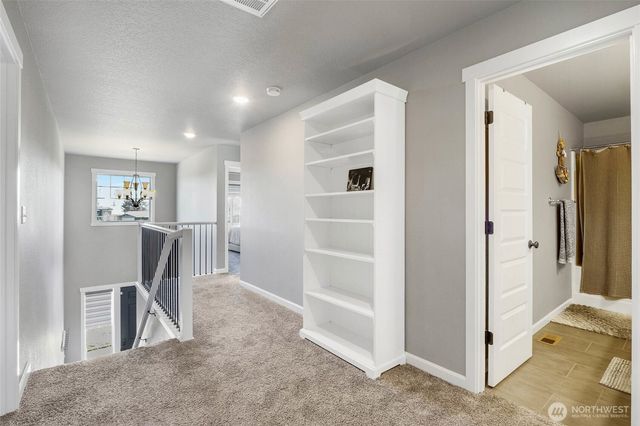 302 N Towhee Street, Moses Lake, WA 98837