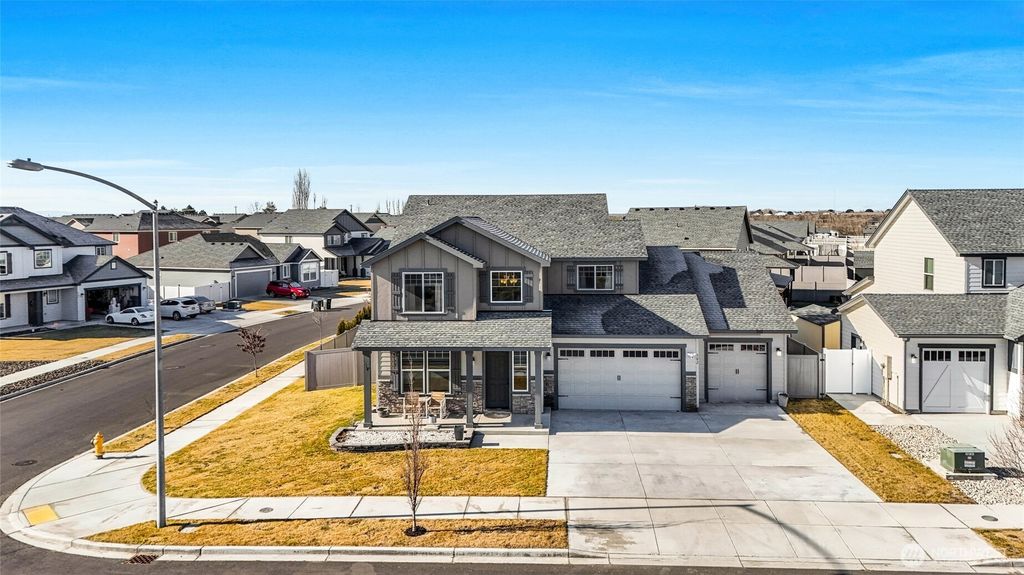 302 N Towhee Street, Moses Lake, WA 98837
