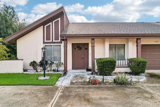 1329 NEW BEDFORD DRIVE, Sun City Center, FL 33573