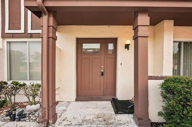 1329 NEW BEDFORD DRIVE, Sun City Center, FL 33573