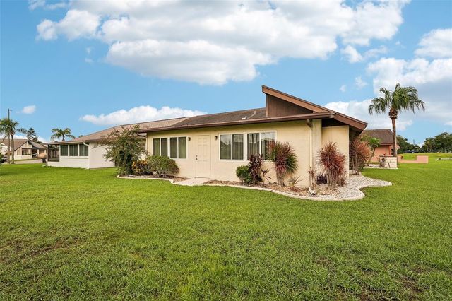 1329 NEW BEDFORD DRIVE, Sun City Center, FL 33573