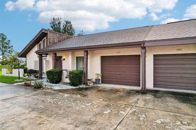 1329 NEW BEDFORD DRIVE, Sun City Center, FL 33573