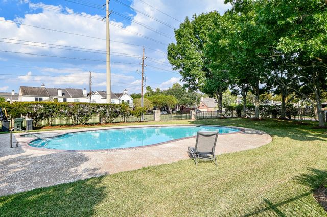 2930 Grants Lake Boulevard 407, Sugar Land, TX 77479