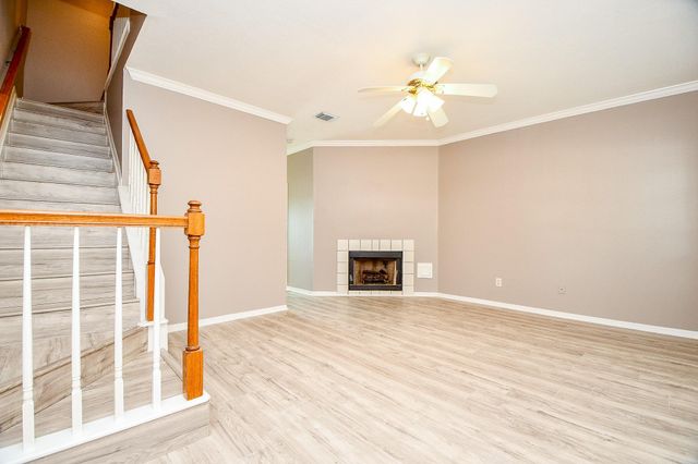 2930 Grants Lake Boulevard 407, Sugar Land, TX 77479