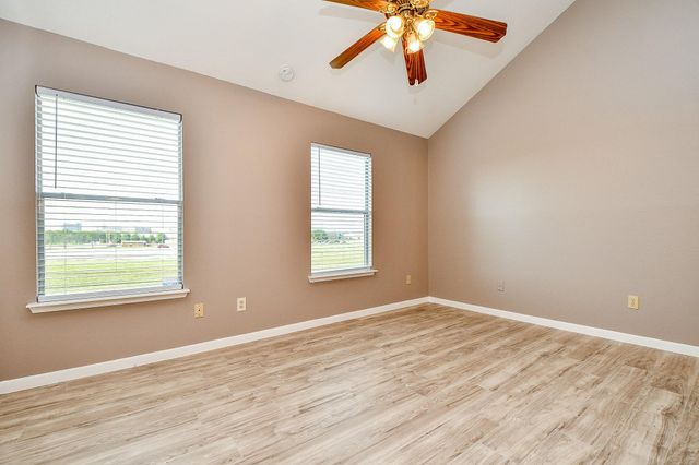 2930 Grants Lake Boulevard 407, Sugar Land, TX 77479