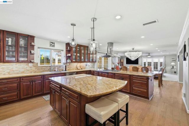 1723 1723 Curletto, Concord, CA 94521