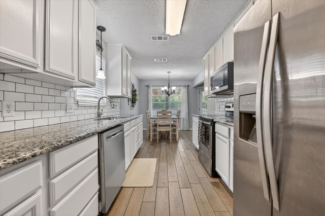 6724 Bartay Drive, North Richland Hills, TX 76182