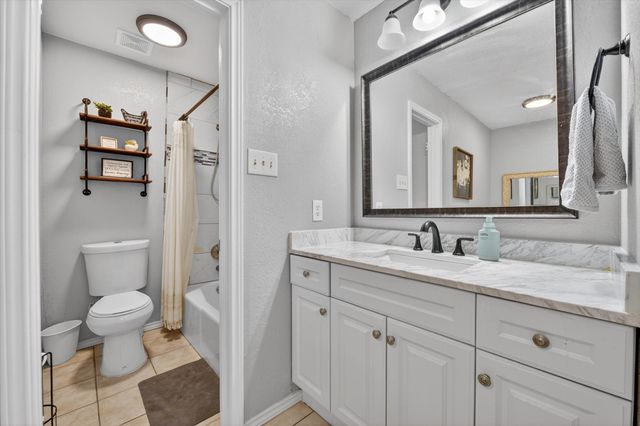 6724 Bartay Drive, North Richland Hills, TX 76182