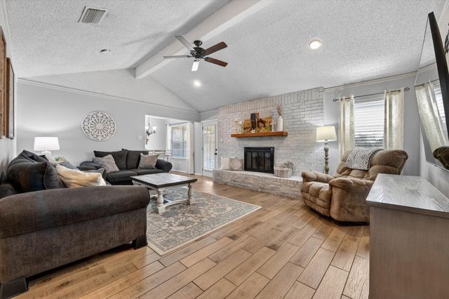 6724 Bartay Drive, North Richland Hills, TX 76182