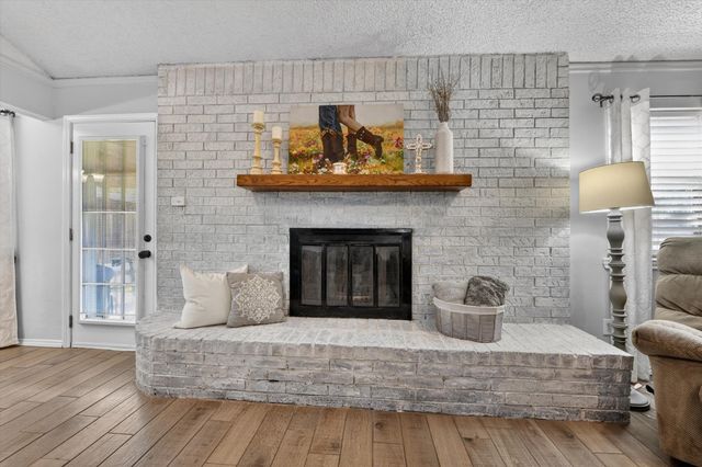 6724 Bartay Drive, North Richland Hills, TX 76182
