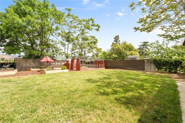 13333 5th, Yucaipa, CA 92399