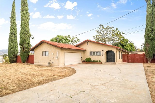 13333 5th, Yucaipa, CA 92399