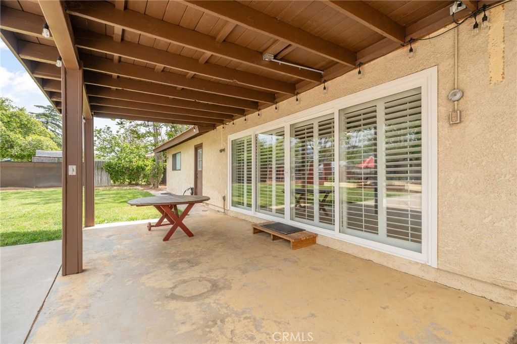 Image 25 of property listing at 13333 5th, Yucaipa, CA 92399