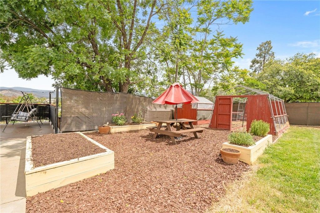 Image 30 of property listing at 13333 5th, Yucaipa, CA 92399