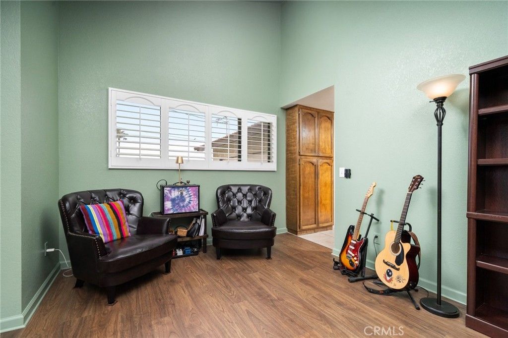 Image 7 of property listing at 13333 5th, Yucaipa, CA 92399