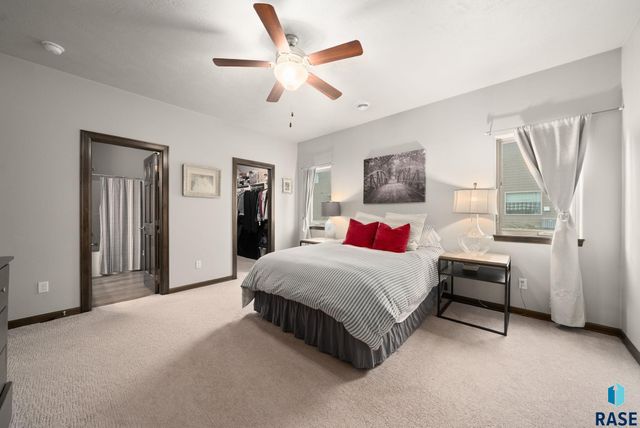 5701 S Bounty Pl Place, Sioux Falls, SD 57108