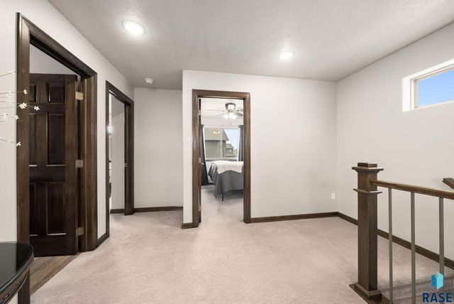 5701 S Bounty Pl Place, Sioux Falls, SD 57108