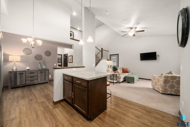 5701 S Bounty Pl Place, Sioux Falls, SD 57108