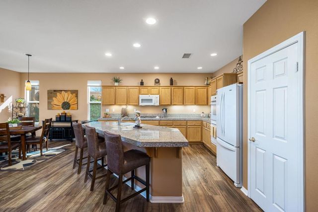 60328 Desert Shadows Drive, La Quinta, CA 92253
