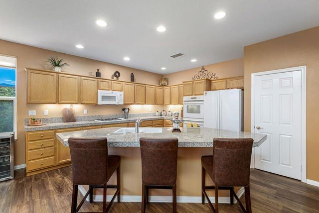 60328 Desert Shadows Drive, La Quinta, CA 92253