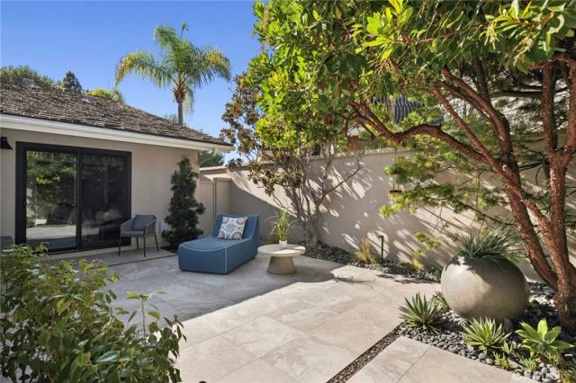 3 Rue Cannes, Newport Beach, CA 92660