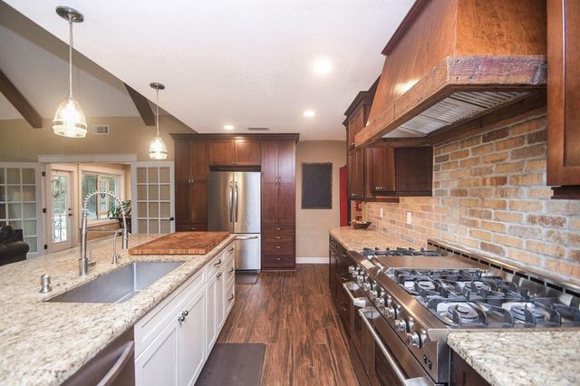18802 Pheasant Lane, Tomball, TX 77377