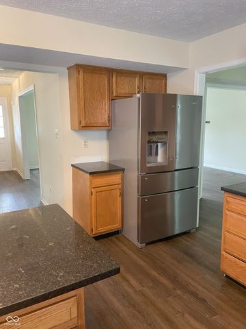 3916 Jekyll Court, Indianapolis, IN 46237