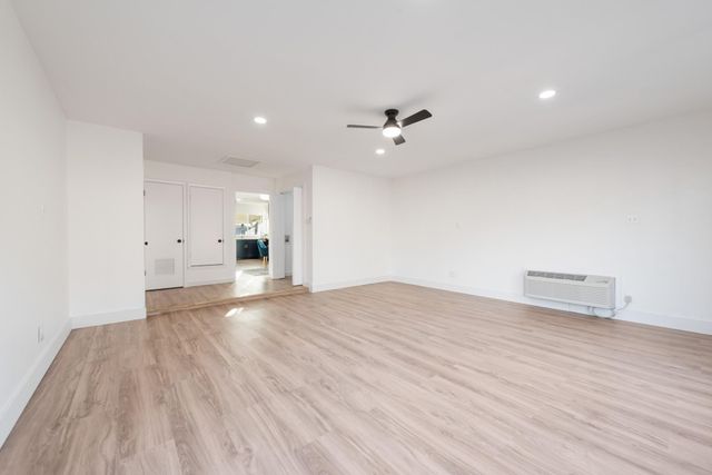 2311 Sheri Oak LN, Austin, TX 78748