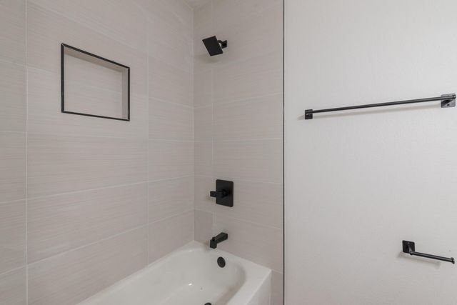 2311 Sheri Oak LN, Austin, TX 78748