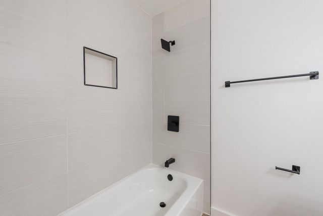 2311 Sheri Oak LN, Austin, TX 78748