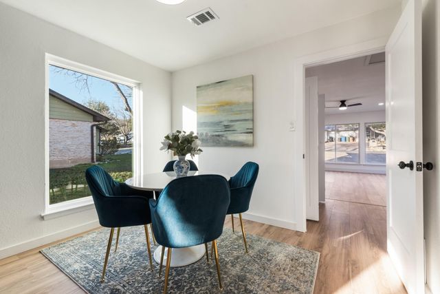 2311 Sheri Oak LN, Austin, TX 78748