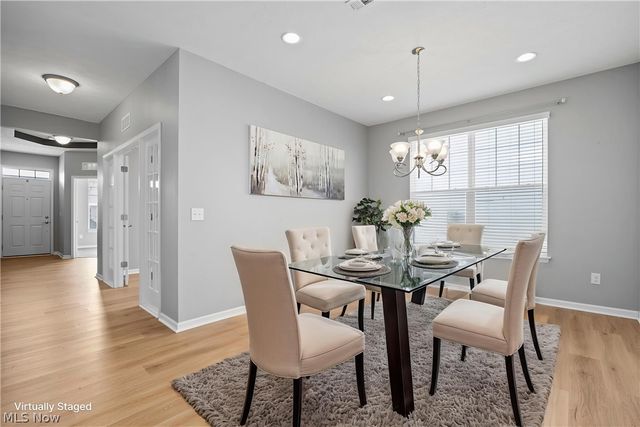 292 Kensington Way, Elyria, OH 44035