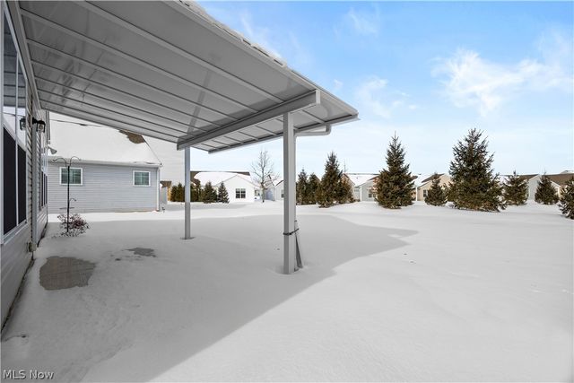 292 Kensington Way, Elyria, OH 44035