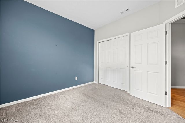 292 Kensington Way, Elyria, OH 44035