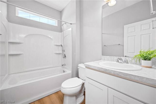 292 Kensington Way, Elyria, OH 44035