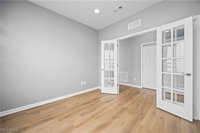 292 Kensington Way, Elyria, OH 44035