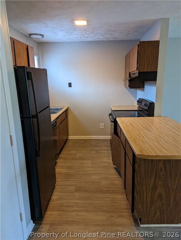 911 Applewood Lane, Fayetteville, NC 28303